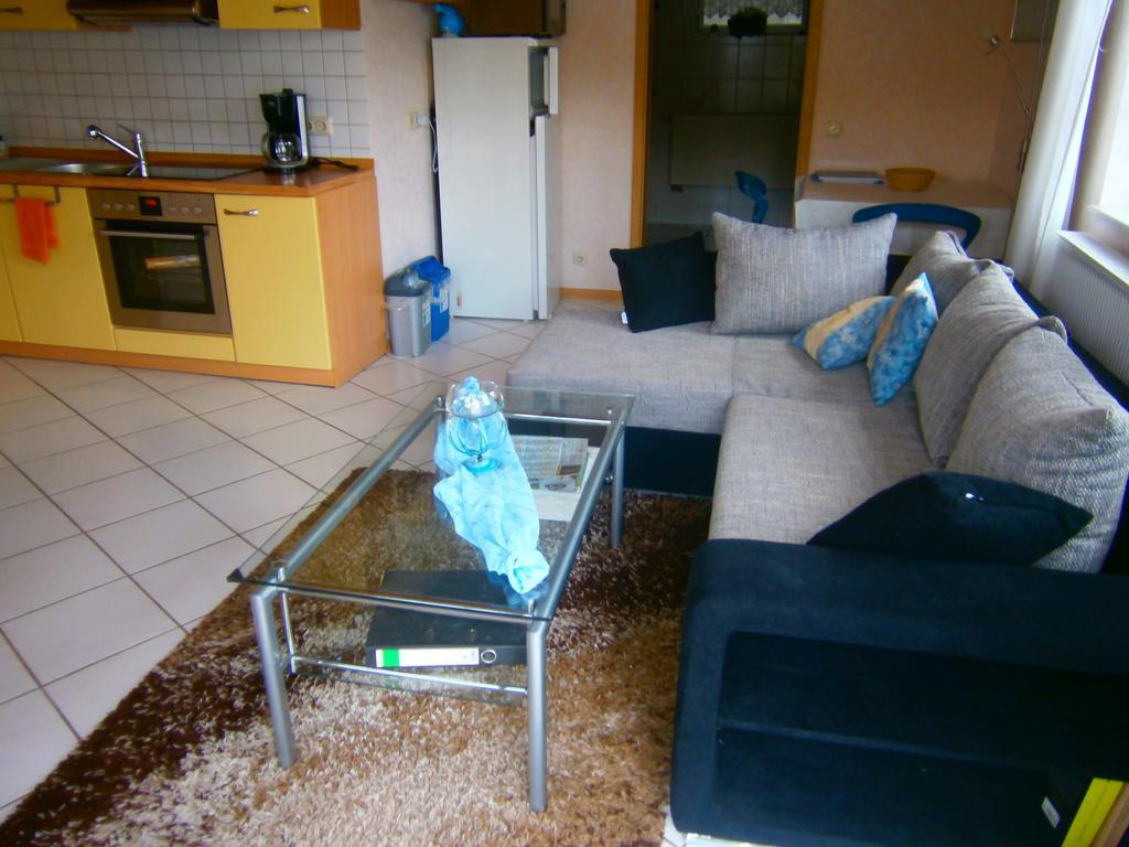 Eifeler Ferienwohnung Nettersheim 部屋 写真